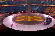 Македонските олимпијци го развиорија знамето на свеченото отворање во Пјонгчанг