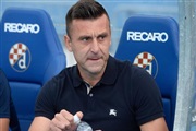 Загреб: Претепан тренерот на Динамо, завршил во болница
